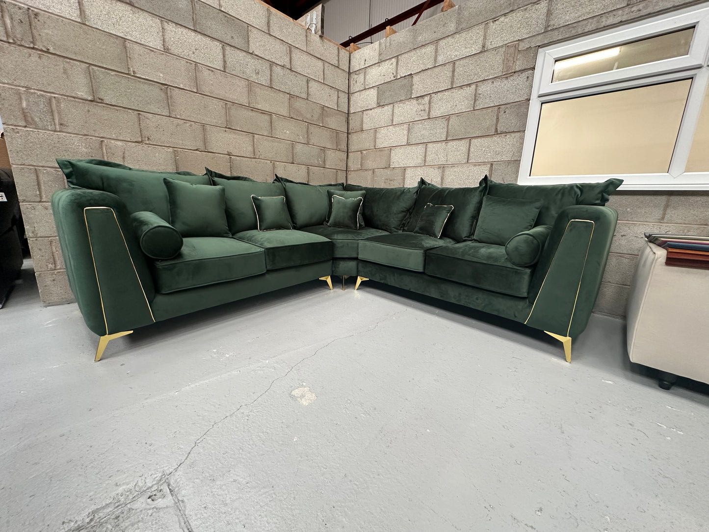 Elizabeth Corner Luxe Sofa