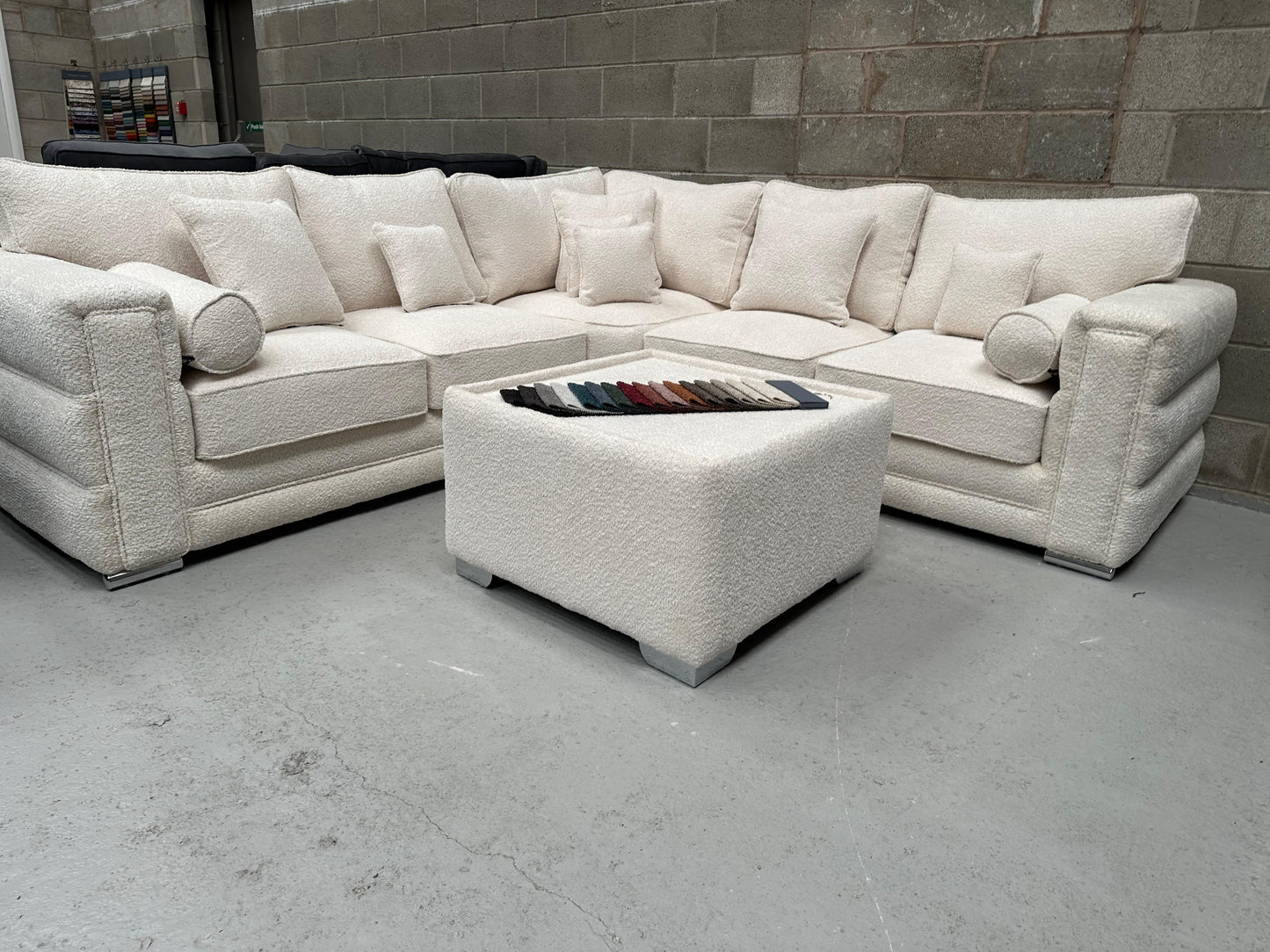 BOSTON CORNER SOFA