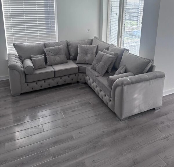 MALIBU CHESTERFIELD FULL BACK CORNER SOFA