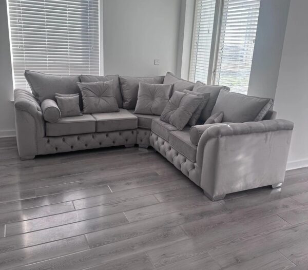 MALIBU CHESTERFIELD FULL BACK CORNER SOFA